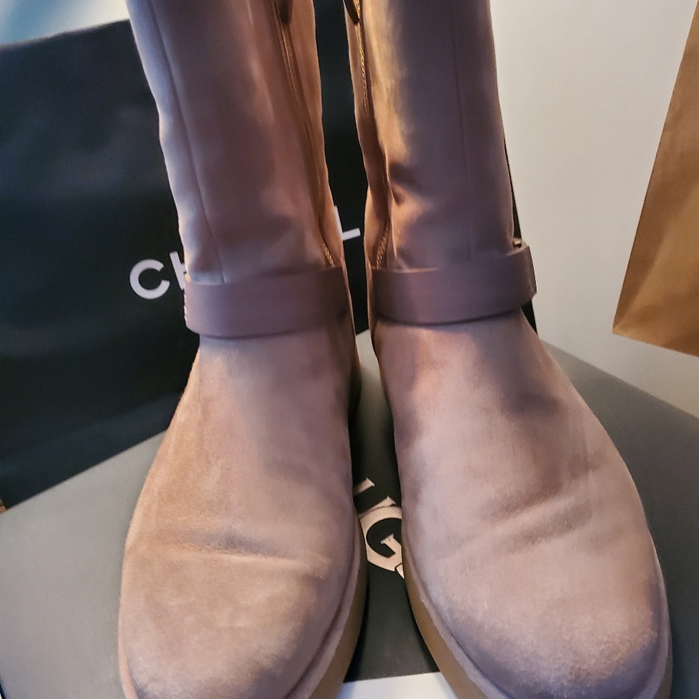 Ugg Berge Boot - image 5